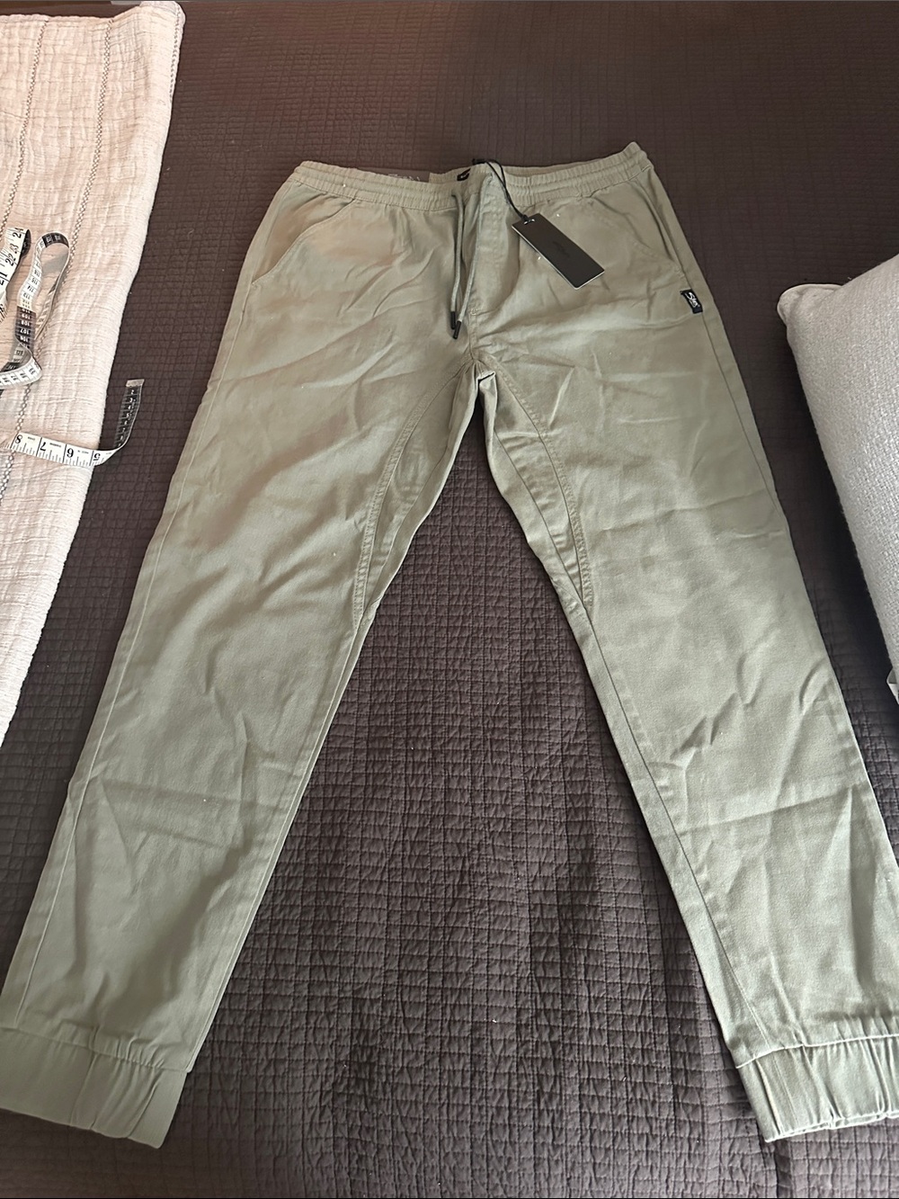 Silver Men's Olive Green Jogger Pants size medium